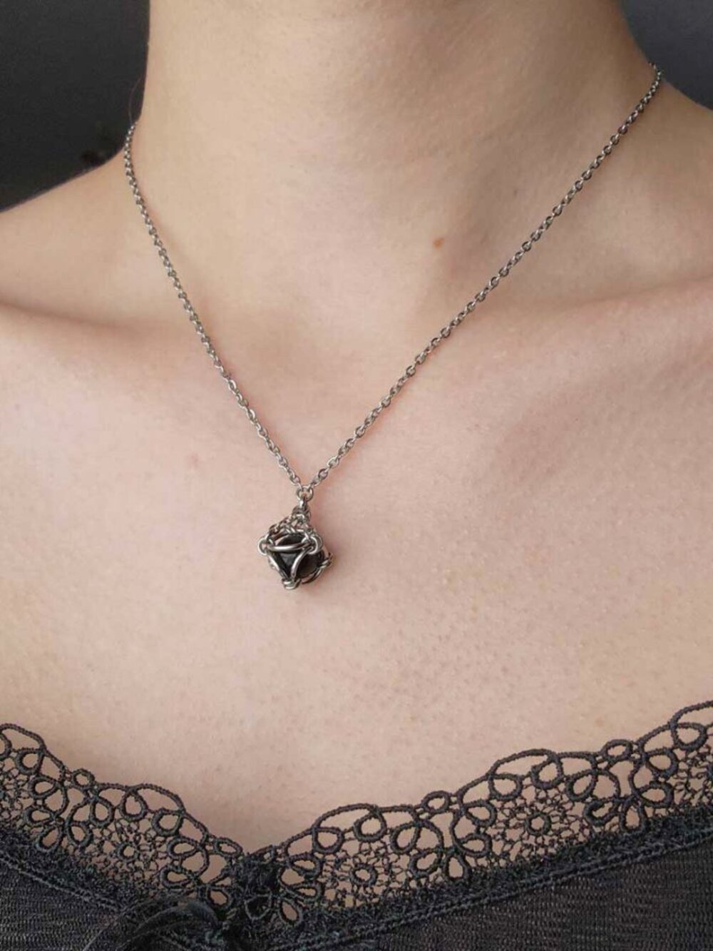Black and silver goth necklace with a small silver chain - Picture 7 of 7